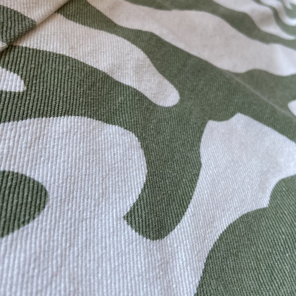 green pattern jeans - Picture 2 of 2